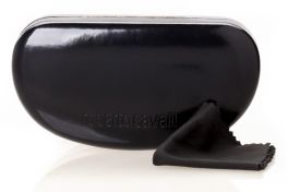 Солнцезащитные очки, Модель Case Cavalli